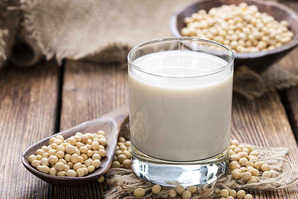 Uống sữa đậu nành có gây béo phì?